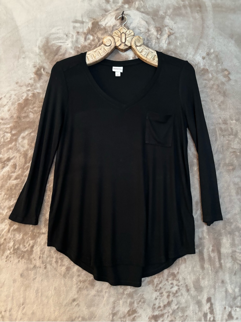 Merona Top Women’s Black Long Sleeve V-Neck Pocket Tee Size S